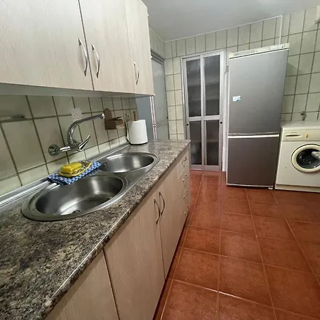 Apartamento Cerca Del Centro-parking En La Puerta Fuerte Apartamento