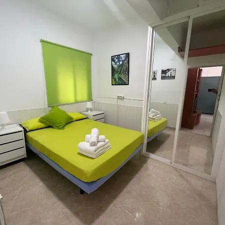 Apartamento Cerca Del Centro-parking En La Puerta Fuerte * Malaga