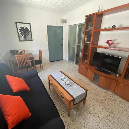 Apartamento Cerca Del Centro-parking En La Puerta Fuerte * Malaga