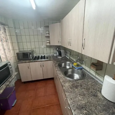 Apartment Apartamento Cerca Del Centro-parking En La Puerta Fuerte Malaga